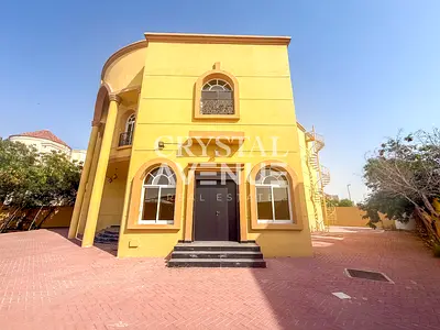 Spacious Villa | Massive Front and Backyard | Family Oriented Community | Bright & Well-maintained