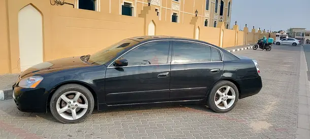 Nissan Altima SE 2005 - American Specs - Reliable Daily Driver