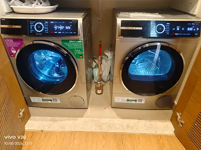 Free delivery Bosch series 8 front-load 9 kg washer and 9 kg dryer set - used, good condition