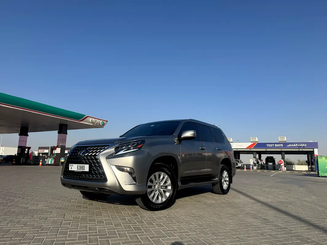 Lexus GX-Series 2023 — photo 1 of 20