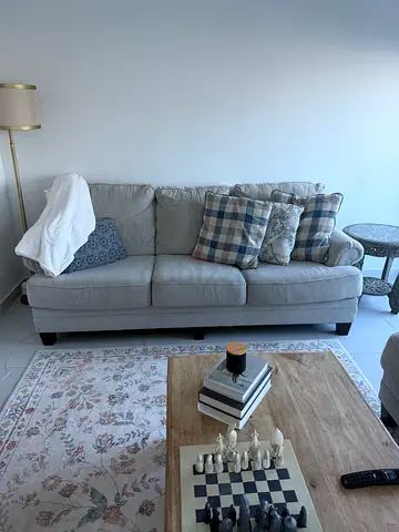 Light grey 3-seater sofa in good condition