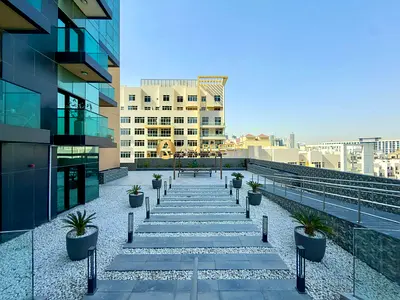 استوديو مفروش | برج ذا سكوير | إطلالة على المدينة