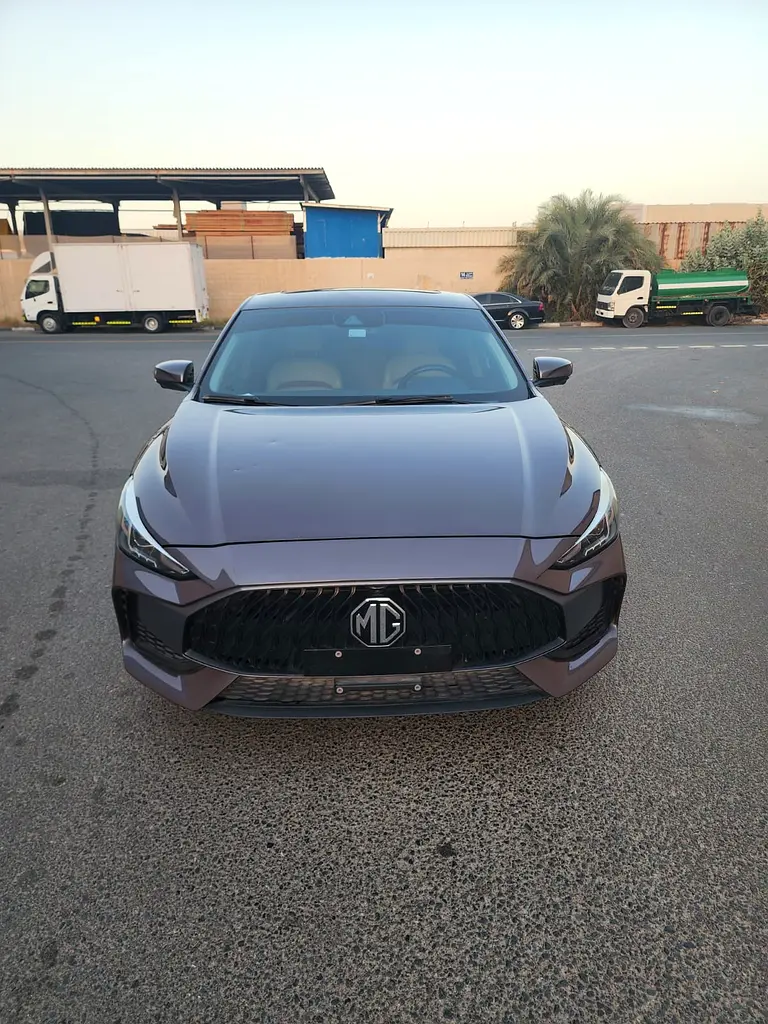 MG GT 2023 — photo 1 of 15