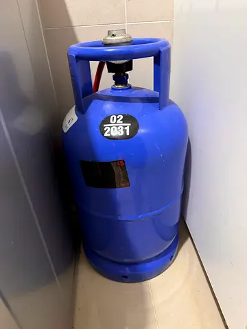 Used Blue LPG Gas Cylinder (Small) - Good Condition