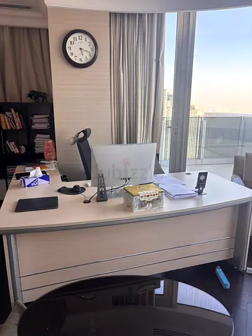 Work desk
