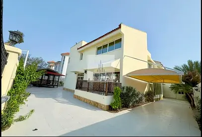 Jumeirah 2 | 5 BR Villa | Maid's Room