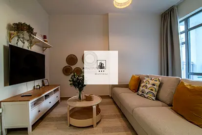 Spacious 1 bed with 2 bathroom and balcony