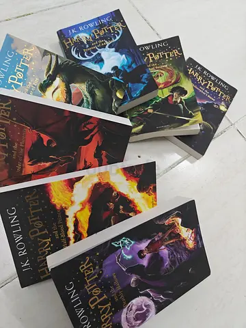 Harry Potter paperback set (used) - 7 books