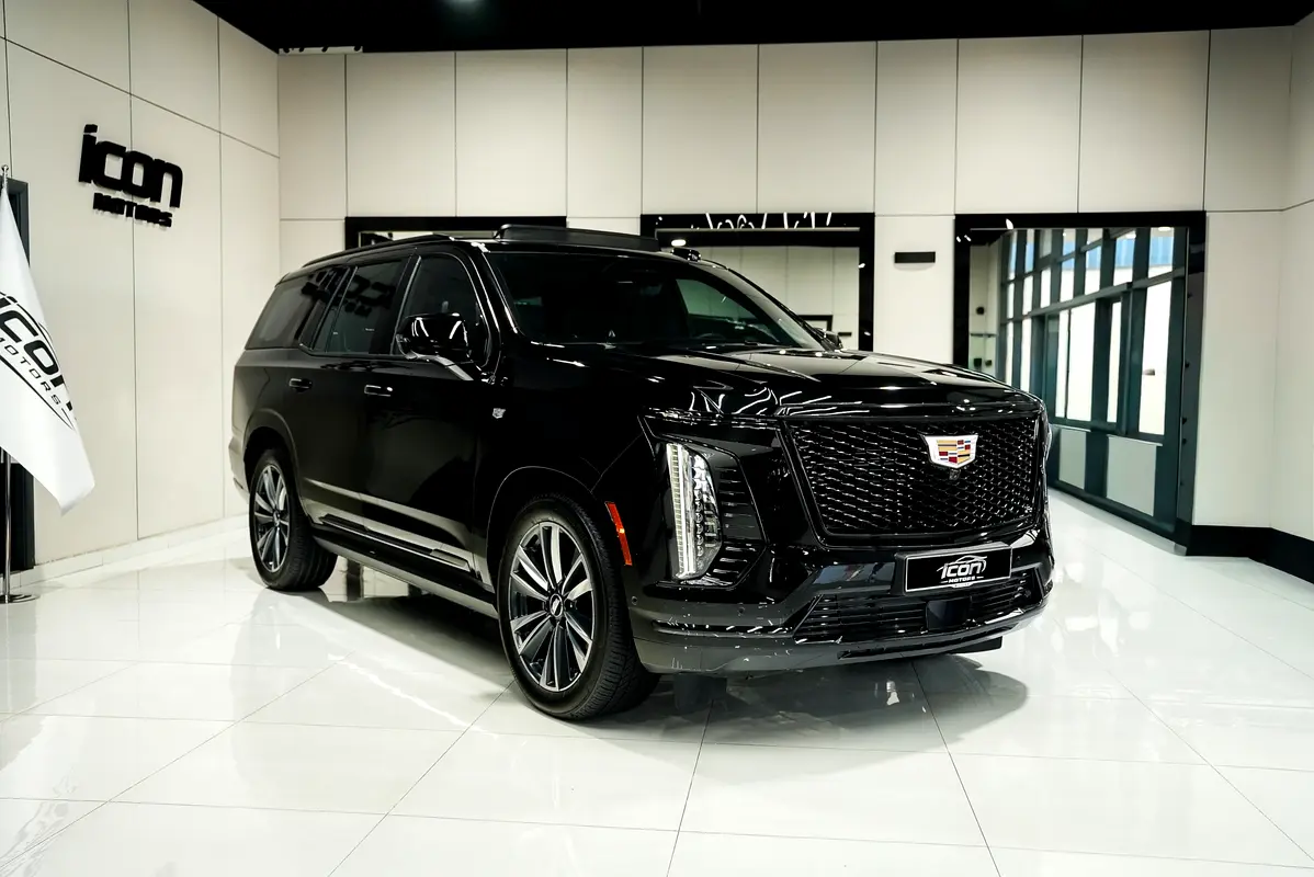 Cadillac Escalade 2025 — photo 1 of 20