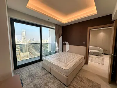 Spacious unit | 2 baths | Modern finishes