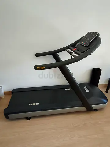 TECHNOGYM JOG FORMA — ONLY 419 KM | BOUGHT NEW FROM TECHNOGYM