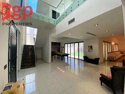 Luxury Waterfront Villa | Spacious Layout | Premium Veneto Villa | For Sale | Waterfront Living