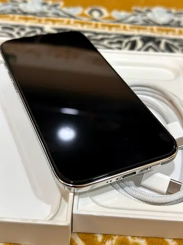 iPhone 17 Air White