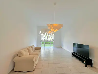Investor Deal | Spacious Upgraded | Furnished