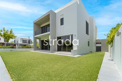 Corner Plot | Greenbelt | Vacant Now