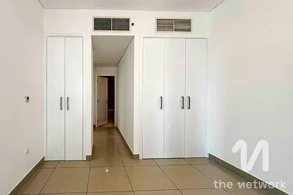 Upgraded | Large 2 Bed | High Floor