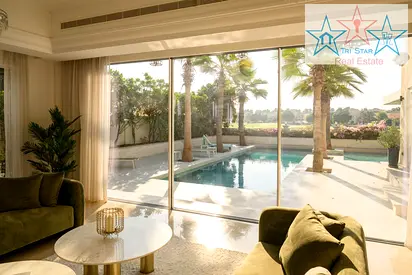LUXURIOUS I CUSTOM BUILT I 5 BEDROOM I ELEVATOR I POOL I CLOSE KITCHEN I MODERN