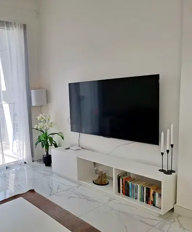 Tv unit