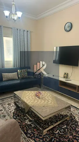 🏡 للإيجار – غرفة وصالة | القاسمية (المحطة) – الشارقة 🌿 ✨ موقع مميز جداً مقابل الحديقة