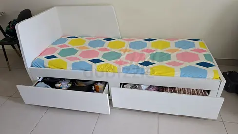 Ikea Flekke expandable white Daybed with Under-Bed Storage Drawers - Good Condition