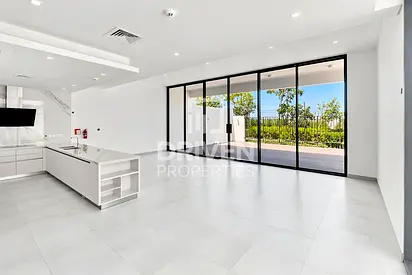 Skyline View | Ready to Move in | D1 Expert