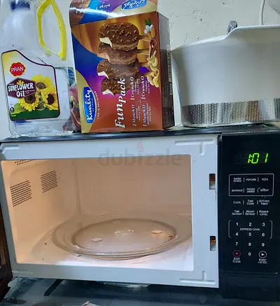 Used Countertop Microwave Oven - Working Condition