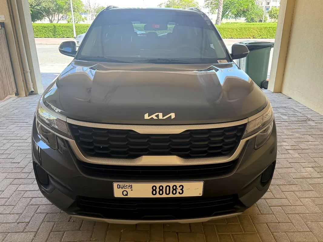 Kia Seltos 2022 — photo 1 of 14