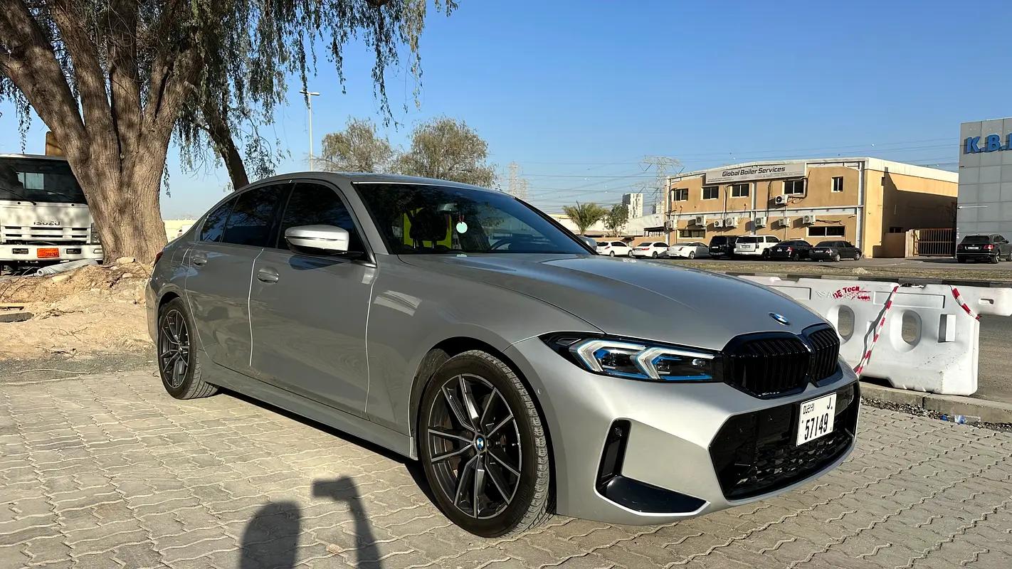 BMW 3-Series 2021 — photo 1 of 12