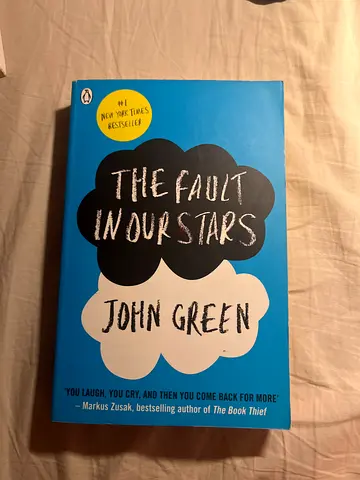 The Fault in Our Stars by John Green (Paperback)