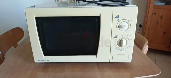 Kenwood Compact Microwave Oven - Used, Good Working Condition