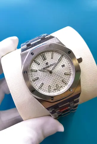Audemars Piguet Royal Oak style stainless steel Master Copy watch — 41mm, white dial