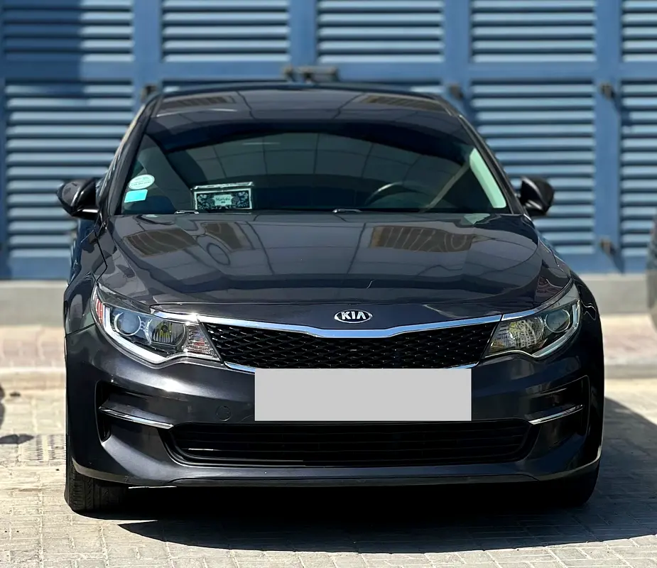 Kia Optima 2016 — photo 1 of 11