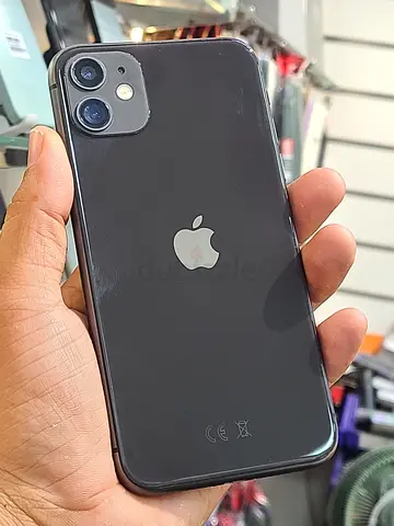 iPhone 11 Good working condition) - Space Gray, dual camera