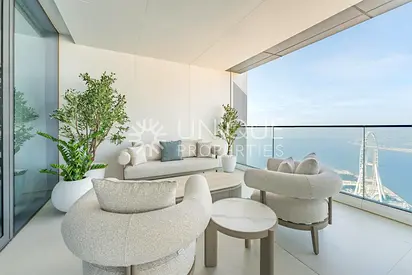 Fully Upgraded | 70+ Floor | Palm View