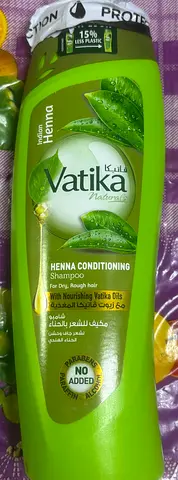 Vatika Henna Conditioning Shampoo - 400ml