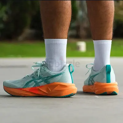 ASICS Novablast 5