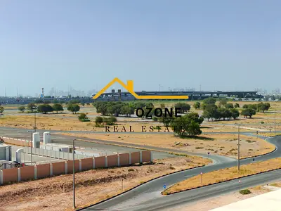 BRAND NEW PENTHOUSE WITH 2 MASTERROOMS //FAMILY BUILDING AT A PRIME LOCATION