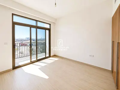 Modern Studio | Spacious | Prime Location