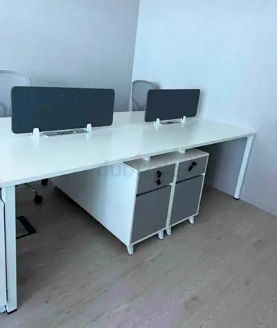Brand New 4 Seatr Workstation For Sale