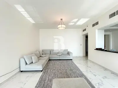 HIGH FLOOR | SPACIOUS | PARTIAL CANAL VIEW