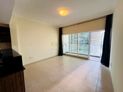 Unfurnished - 4 Cheques - Available - No Agents