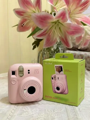 Brand new- Instax mini 12 - phonebot