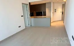 BRAND NEW LUXURY | HIGH-END FINISHES | PRIME BUSINESS BAY ADDRESS