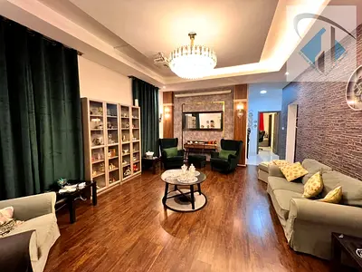 Villa for sale, ready to move in, including electricity, water, and air conditioning, with a large yard and directly opposite a mosque.