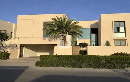 Spacious 5 Bedroom Villa | Inquire Now