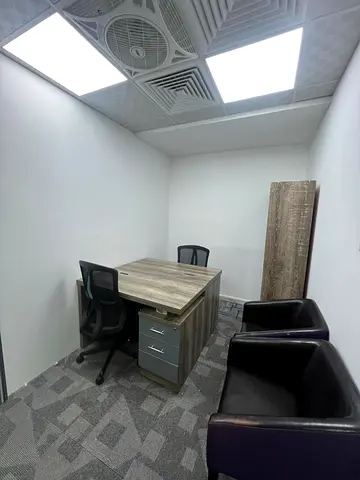 100 SFT Fully Furnished Office for AED 17999 Per Year