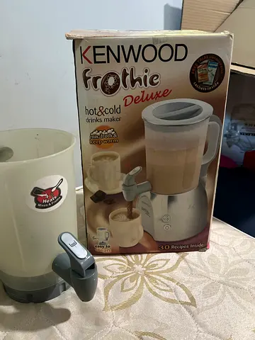 Kenwood FroChic Deluxe Hot  Cold Drinks Maker with Box