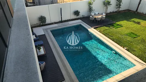 Ready-to-move-in villa - Easy installments after handover - Freehold ownership