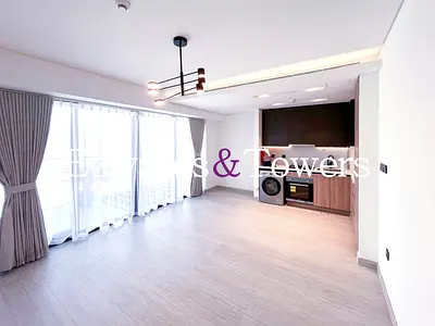 Brand New | Large Layout | City View