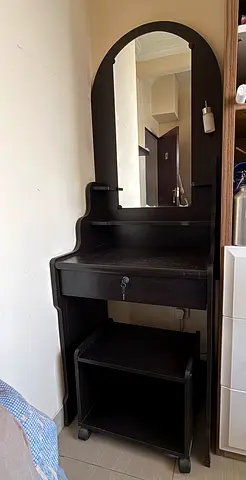 Dressing table with mirror and light